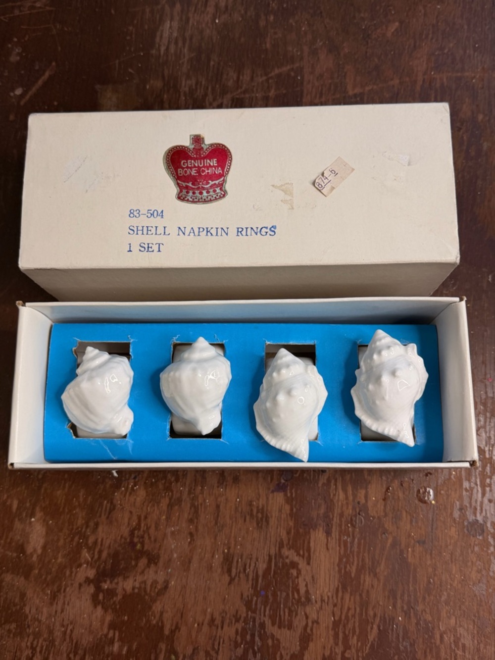 White Shell Napkin Rings - 4 Piece Set, vintage nautical serveware